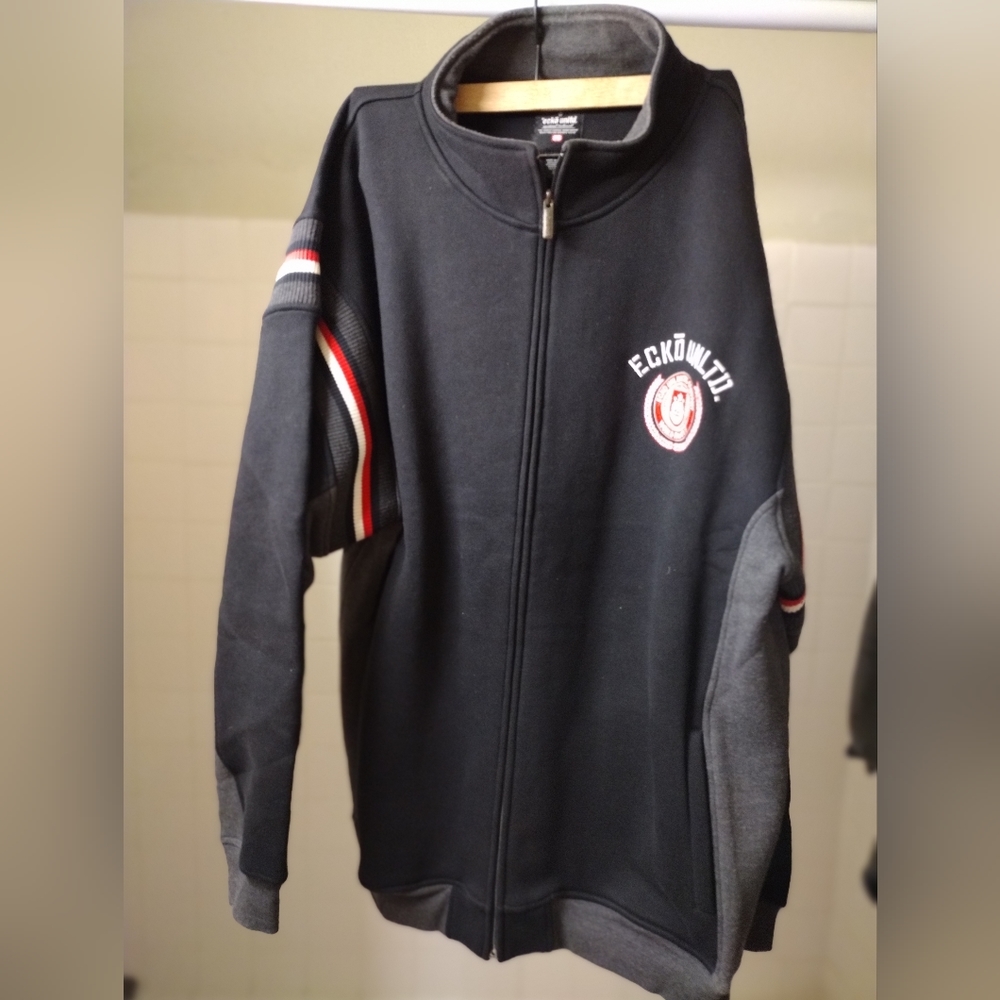 PRE OWNED MARC ECKO ZIP UP SWEATER